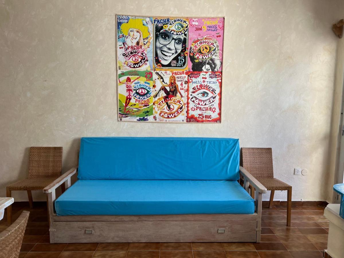 Edificio Rexii Apartment เอสปุญอลส์ ภายนอก รูปภาพ